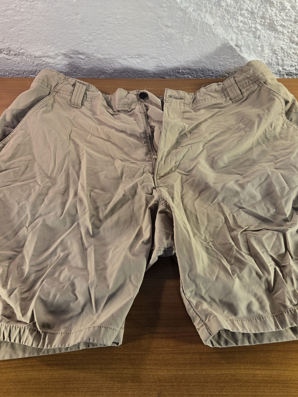 Magellan Outdoors Men's Cargo Shorts Size 38 Khaki Tan Hiking Fishing